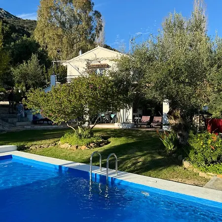 La Fontana Villa Cortes de la Frontera